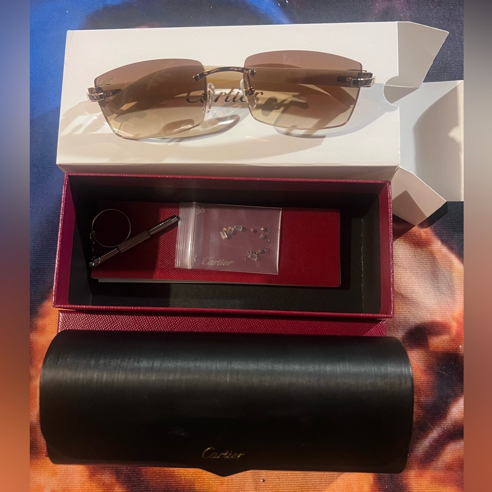 COPY - Cartier white buffs brown tint